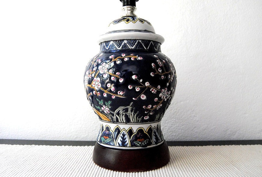 Vintage Asian Floral Ginger Jar Style Lamp With Wooden Base