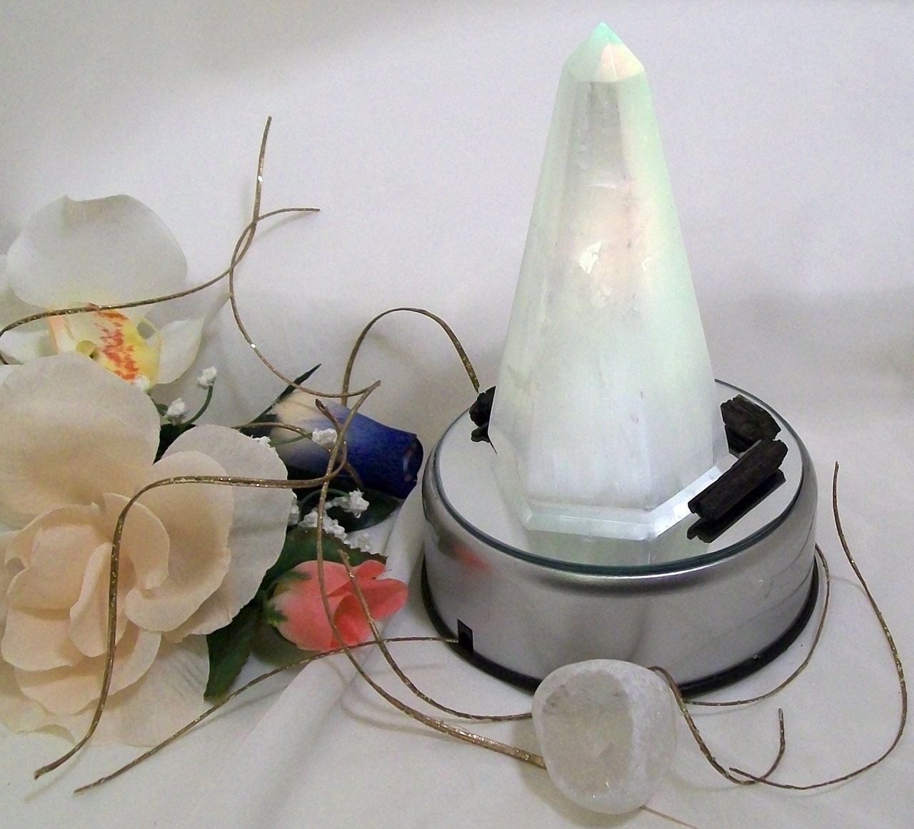 Selenite Reiki Healing Crystal Kit with LED Display
