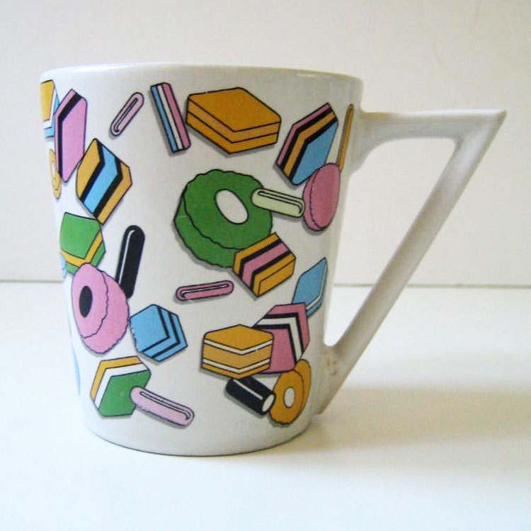 Sweet vintage 1980s geometric mug, candy.