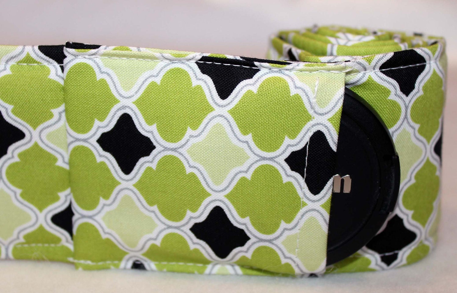 Lime Mosaic - Camera strap WITH LENS POCKET - quick release