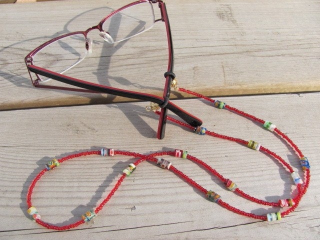 Red Colored Eye Glass Chain