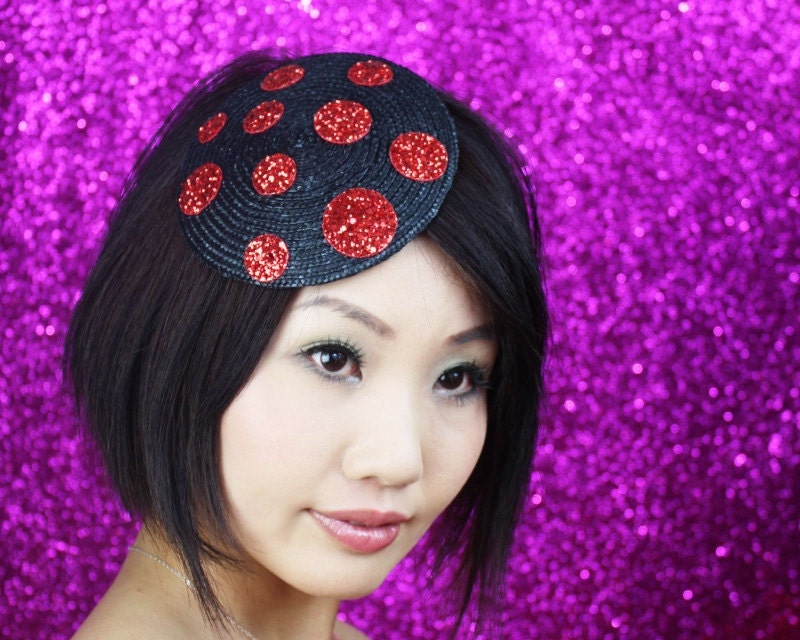 Glitter Spots Fascinator, Black with Red Glitter Spots in Straw