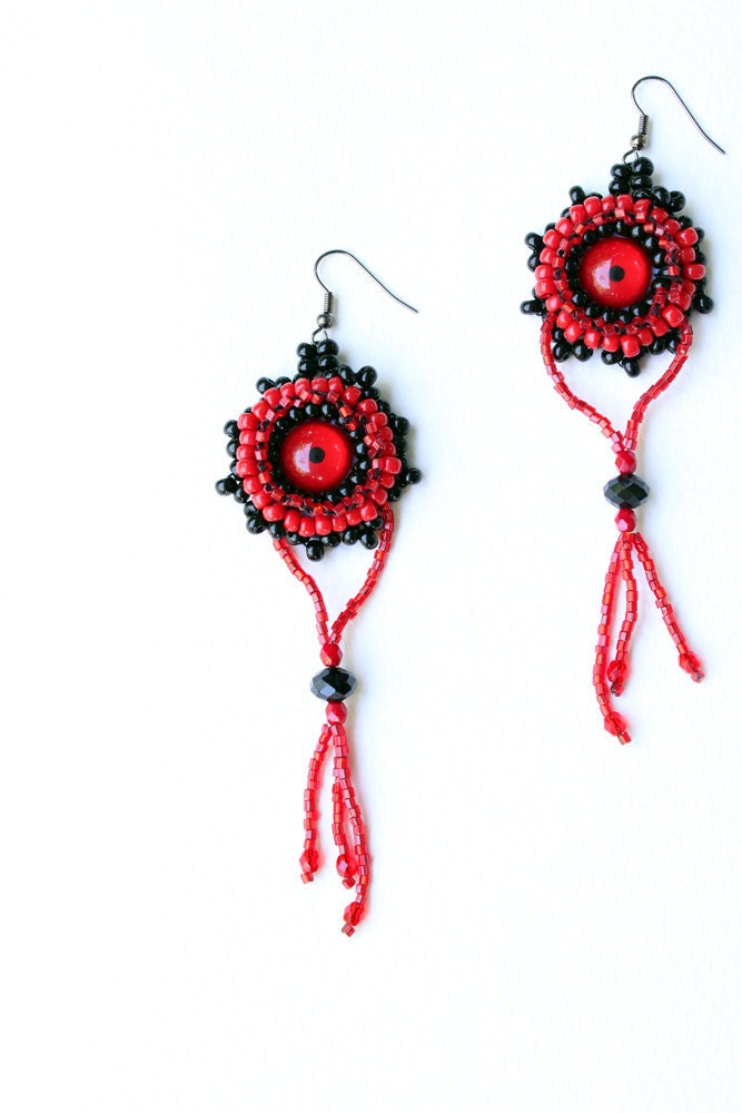 Beaded Eyeball Earrings Gothic red black Taxidermy Belly Dance pierced ears Dark dangle chandelier OOAK