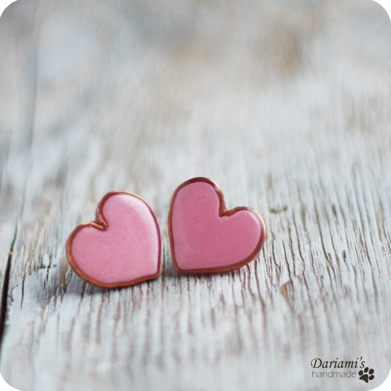 Post earrings - Pale pink Hearts