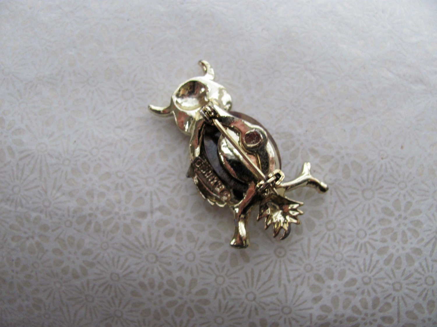 Vintage gold owl brooch designed and signed by Gerry