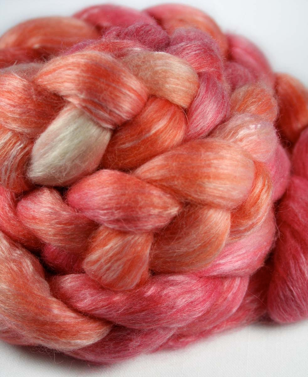 BLOOD ORANGES / Bamboo, Wool, Alpaca roving - 4.0 oz