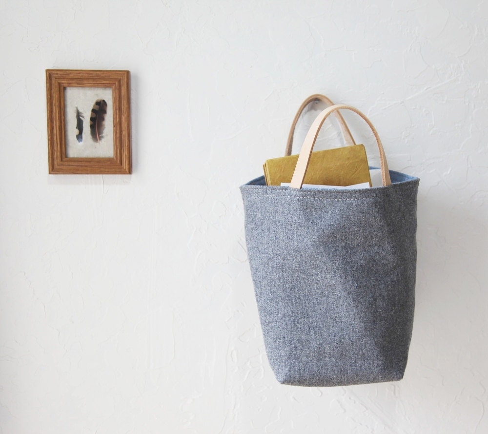 Small Stash Tote in Vintage Gray Wool