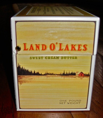 Vintage Decorative Metal Land O Lakes Recipe Box w/Hinged Lid and 86 Recipe Cards - Appetizers, Cookies, Breads, Sauces, Beverages, & MORE