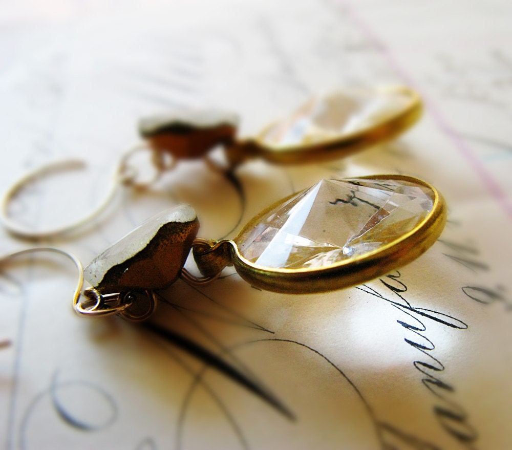 Vintage button, vintage lucite Cottage Style Wedding earrings on goldfilled - sparkly dangly