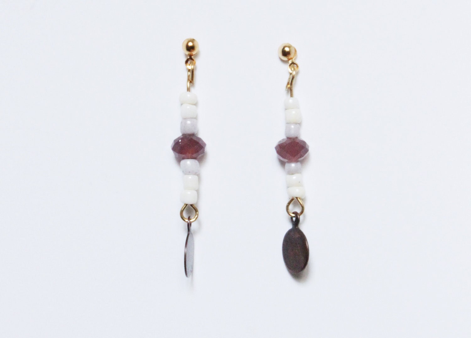 Purple and cream pendant earrings with beads and cristal