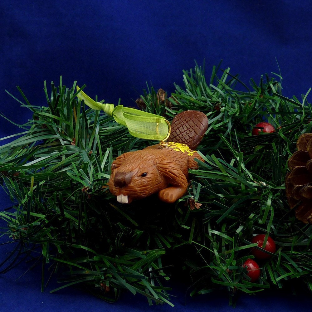 Xmas Beaver Ornament with Star Tush - Handmade Christmas Decoration