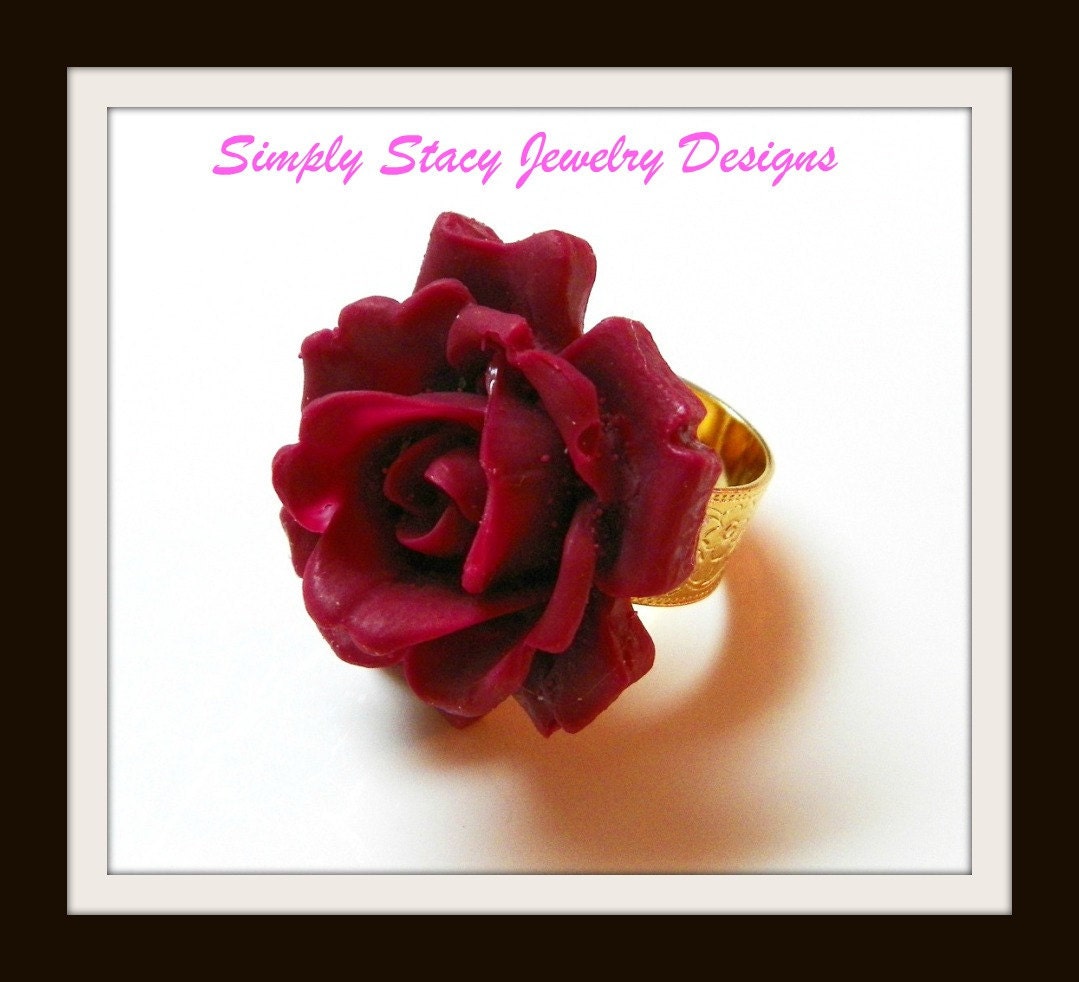Vintage Style Matte Deep Red Rose Cocktail Ring - Gold