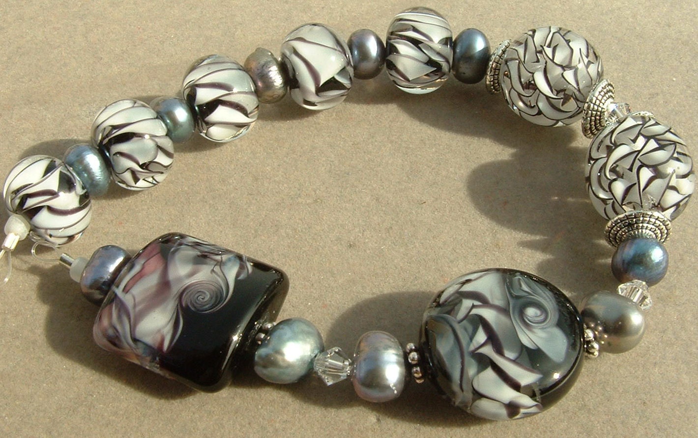 SALE Lampwork Bead Set, Black and White Ribbon Cane, Lentil Nugget and Rounds
