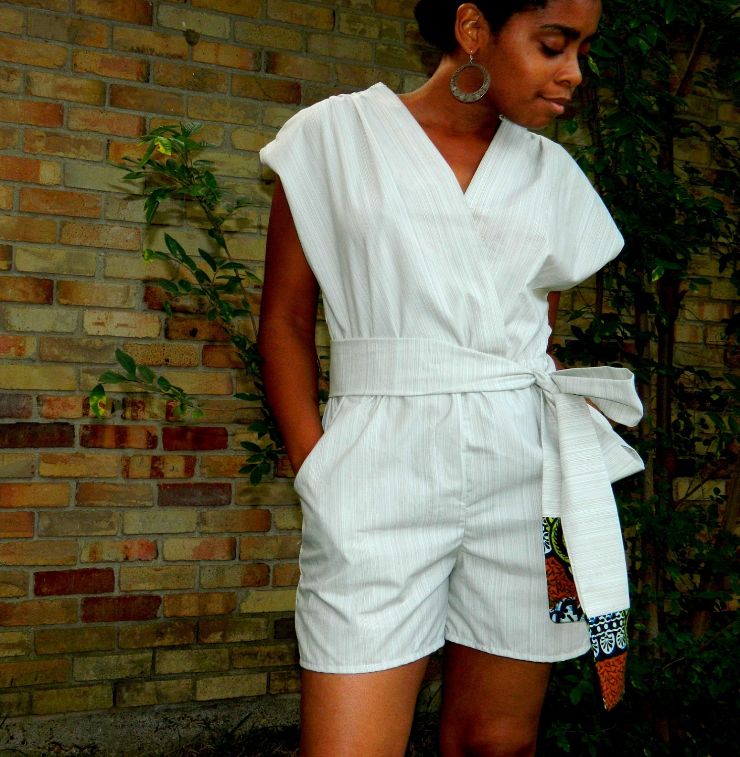 flytie pin stripe romper with contrast belt detail--large