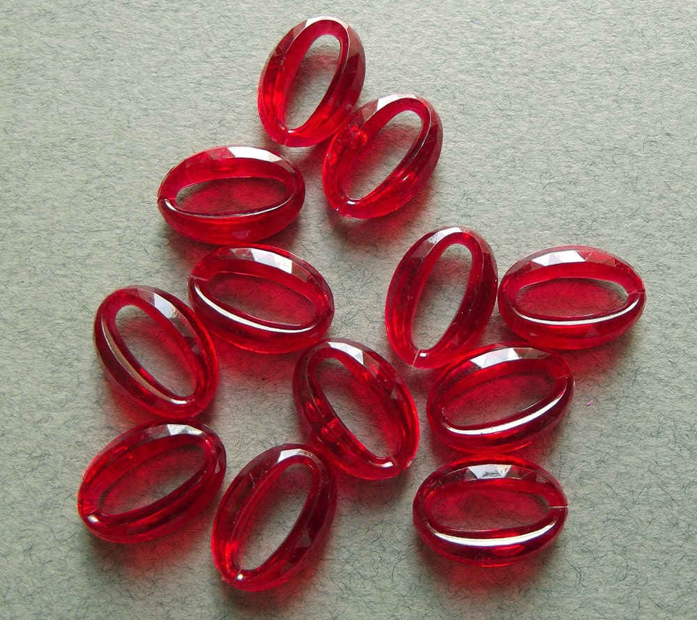 Vintage faceted red lucite hoops