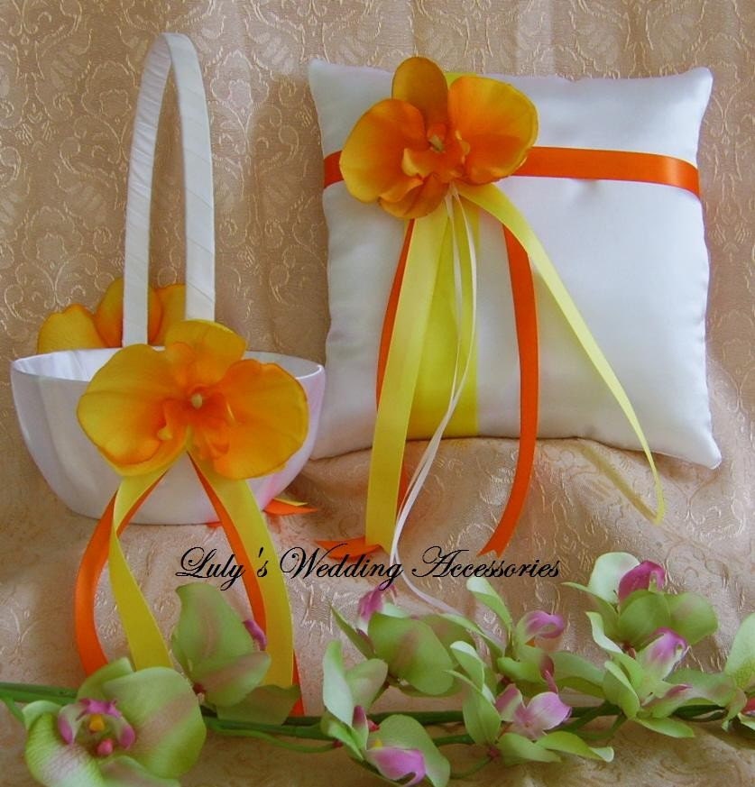 Tropical Wedding Tangerine Orange and Yellow Wedding Color Scheme 