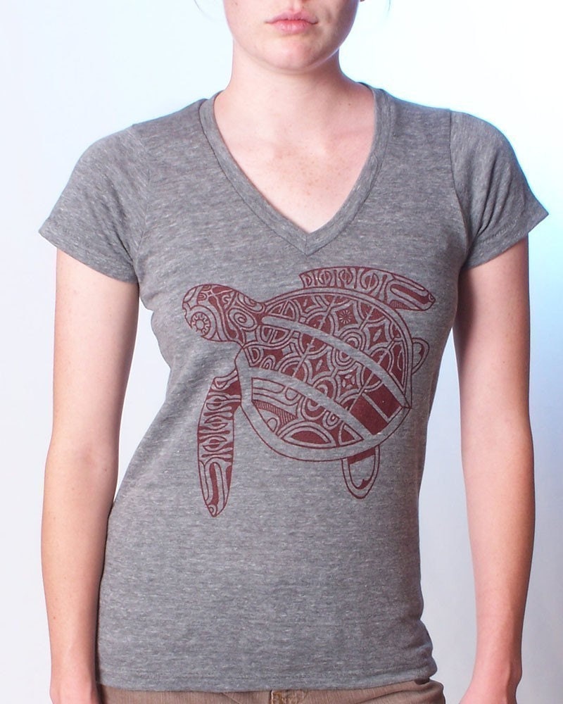 Tattoo Sea Turtle Vneck