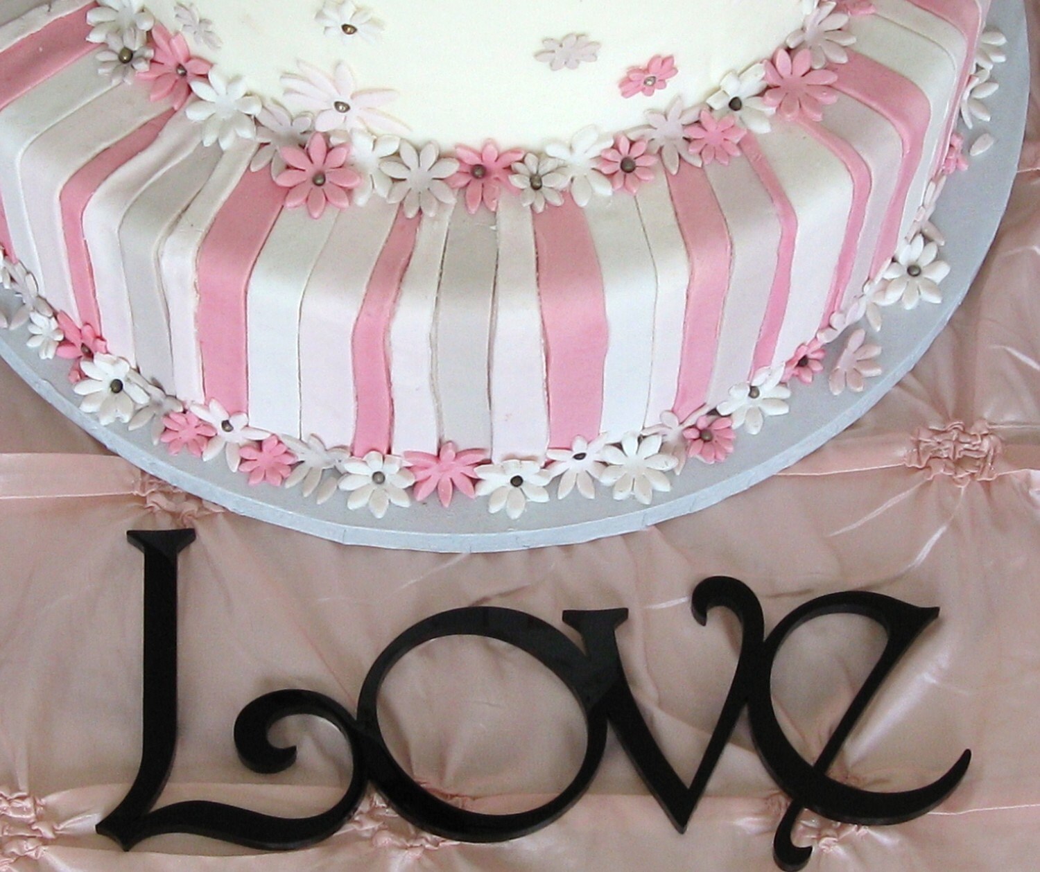 LOVE Cake Table LettersSilver