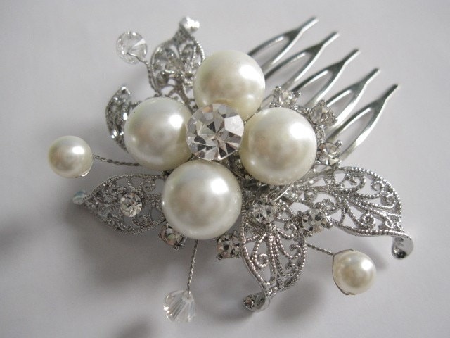 Rhinestone and pearl hair combbridal hair accessories wedding pearl hair 