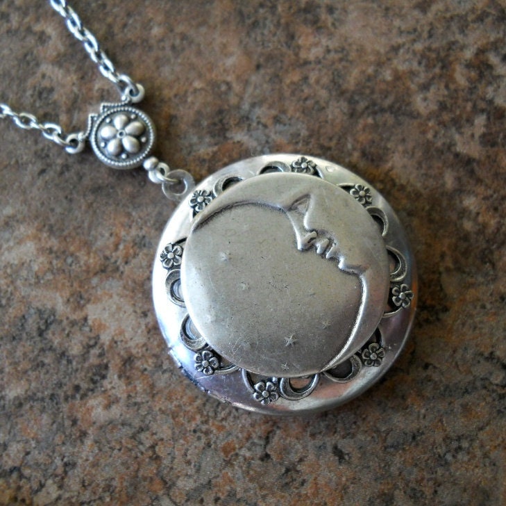 Moon and Stars Enchanted Locket in SilverEXCLUSIVE DESIGN