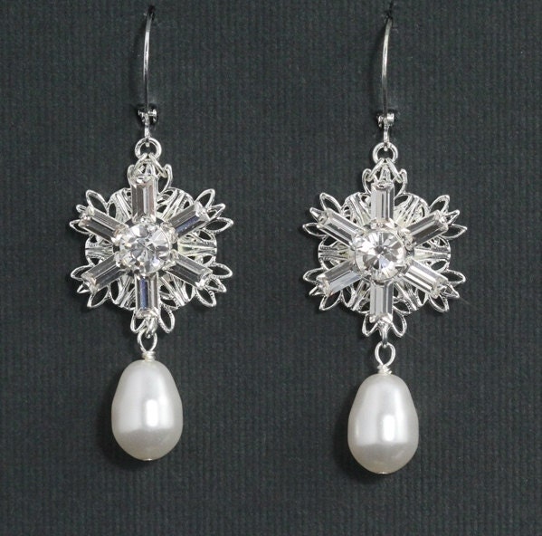 Winter Wedding Jewelry Snowflake Earrings Bridal Jewelry Silver