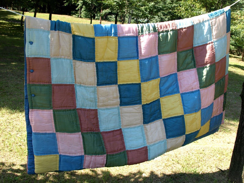 Silk Padded Patchwork Quilt Blanket - Oriental Silk Bedding