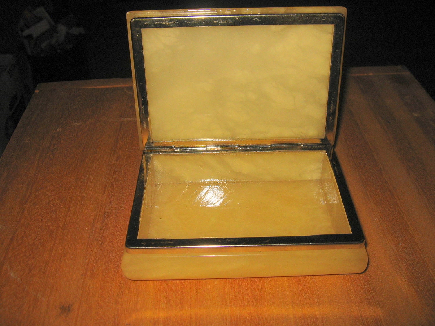 Vintage Italy Designed Himark Giftware Marble Hinged box with Floral