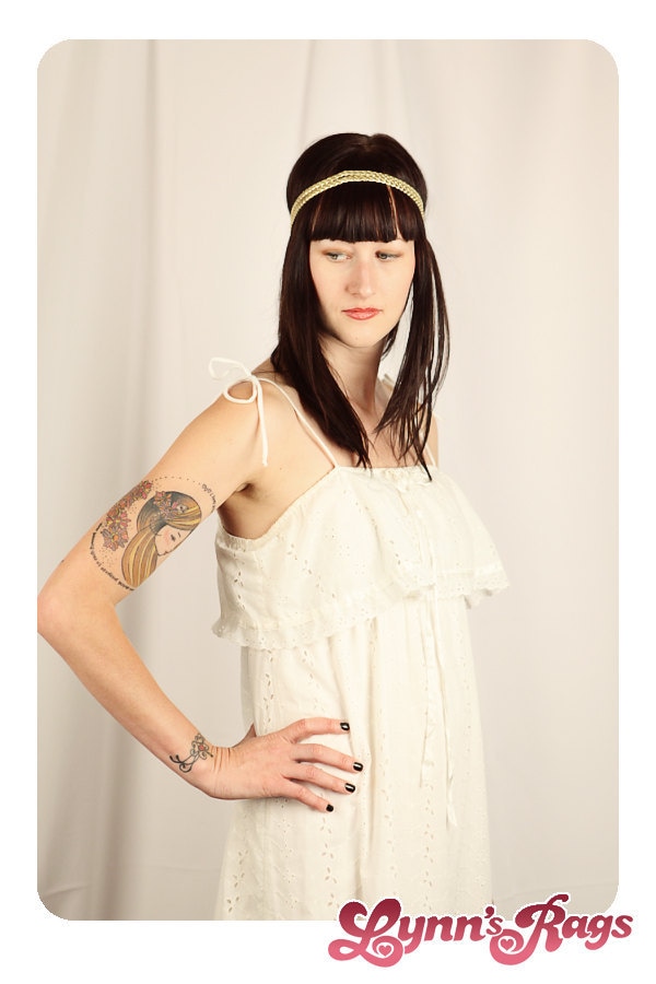 Vintage White Long Dress Gown Hippie Boho 70s Wedding Eyelet Lace Ruffle 