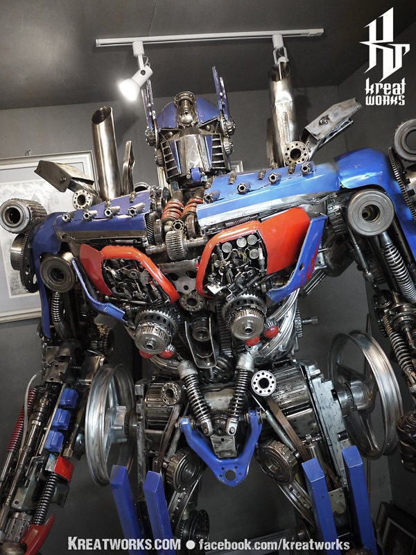 optimus prime transformer statue, steampunk version