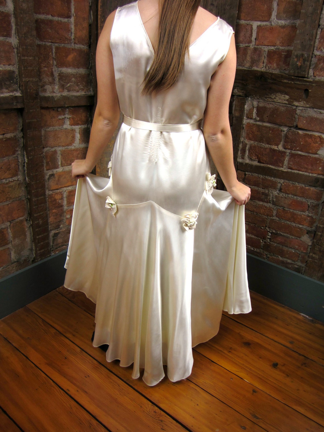 Antique 1920's Art Deco White Flapper Wedding Dress Bridal Rhinestone