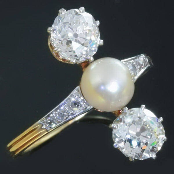 Antique pearl diamond engagement ring gold Art Nouveau a masterpiece