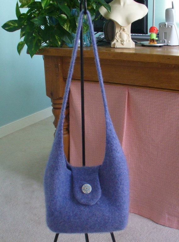 Ravelry: Felted Hobo Purse Handbag pattern by Jennifer Pace, Pipp