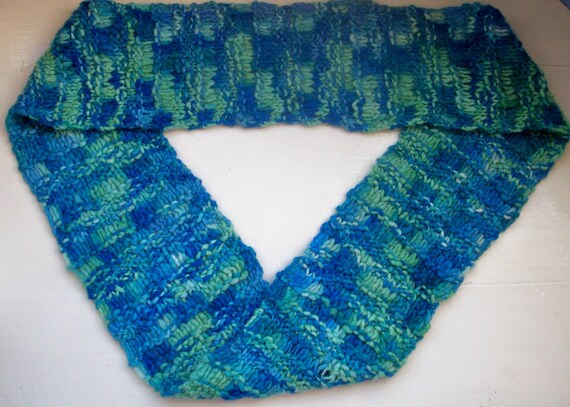 Infinity mobius scarf  Manos del Uruguay by SpinningStreak on Etsy