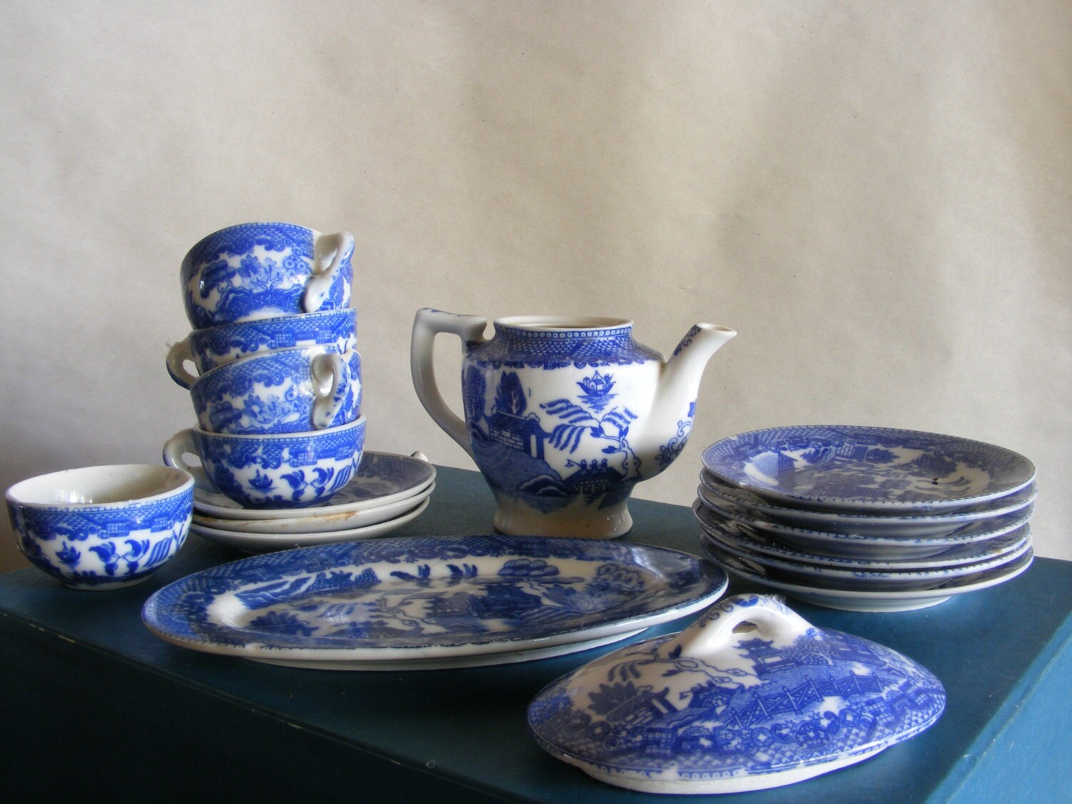 2.5&quot; Miniature Tea Pot Vintage Japan Blue Willow Pattern Tea Set