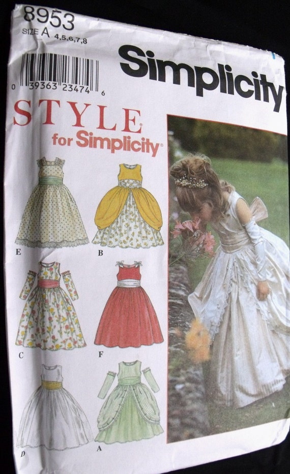 Simplicity pattern 2253: Misses&apos; Evening Dresses. Special Occasion