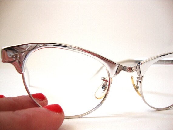 cat eye glasses / aluminum chrome