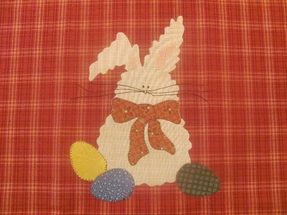 Fluffy Bunny Applique PDF Pattern for Tea Towel or Quilt Square From Quilt Doodle Designs