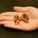 Boucles d'oreilles clips oeil de tigre diamant or jaune 18k France c.1980
