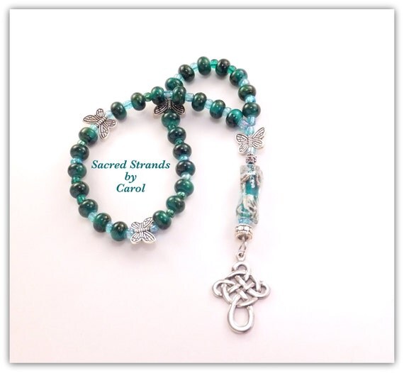 Prayer beads - Dark green/teal round glass beads with celtic cross