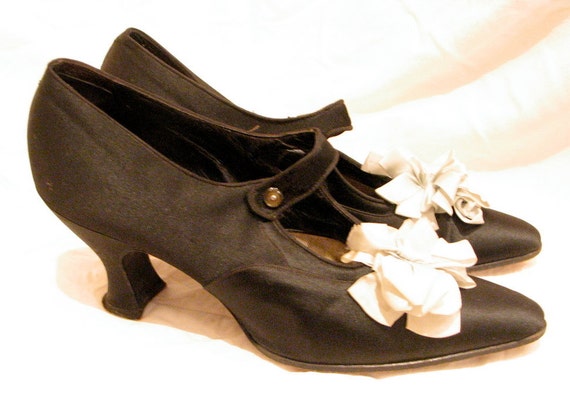 1920s Vintage Rare Black Silk Shoes - REDUCED from 170