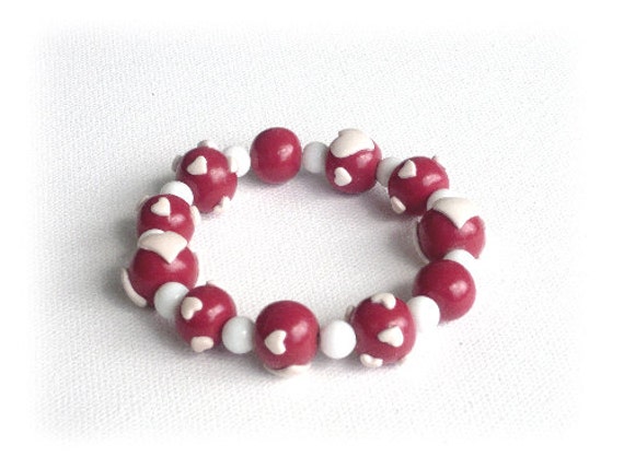 Red White Love Heart Bracelet by Lottieoflondon #craftfest
