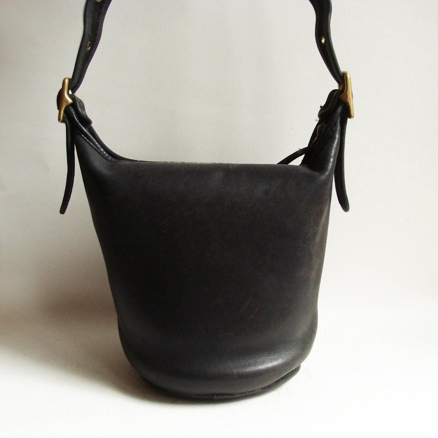 Frivolous Poll: What size is your purse? - The Chat Board - The Well ...
