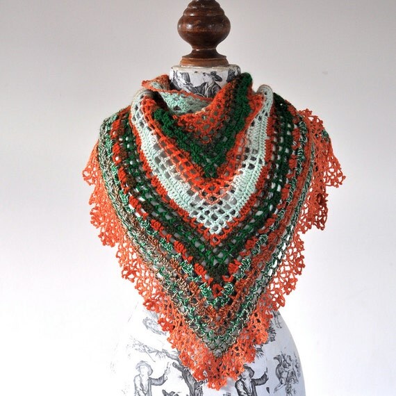 Buy the pattern image of triangular crochet shawl