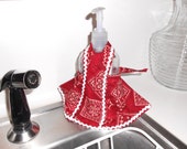 Vintage style kitchen soap bottle apron in red and white