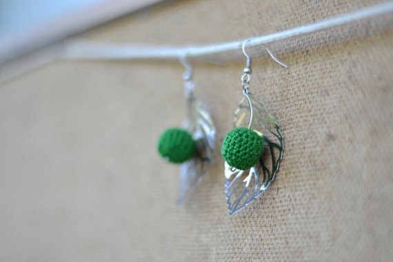Green crochet earrings - Silver & Green - Everyday Jewelry