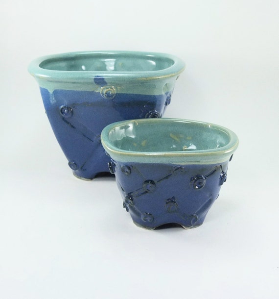 pair of bowls for chip and dip or serving