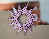 Sun Paper Brooch - eco friendly - Pink and Brown