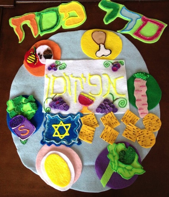 Passover Seder Felt Board......Free Shipping & 10% OFF.... Your Child Can Participate At Your Family Seder.....Free shipping.....