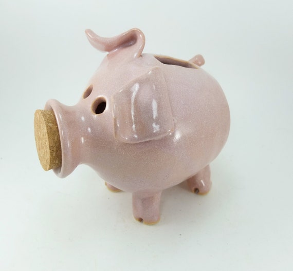 pink piggy bank