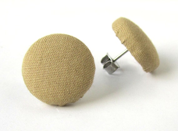 Sand brown button earrings studs tan fallow camel von KooKooCraft